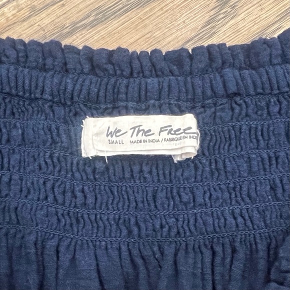 Like New [We The Free ✵ People] Navy Blue Off Shoulder Smocked Crop Top | Small - Picture 4 of 15